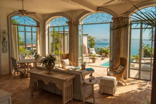 Villa Caprichosa