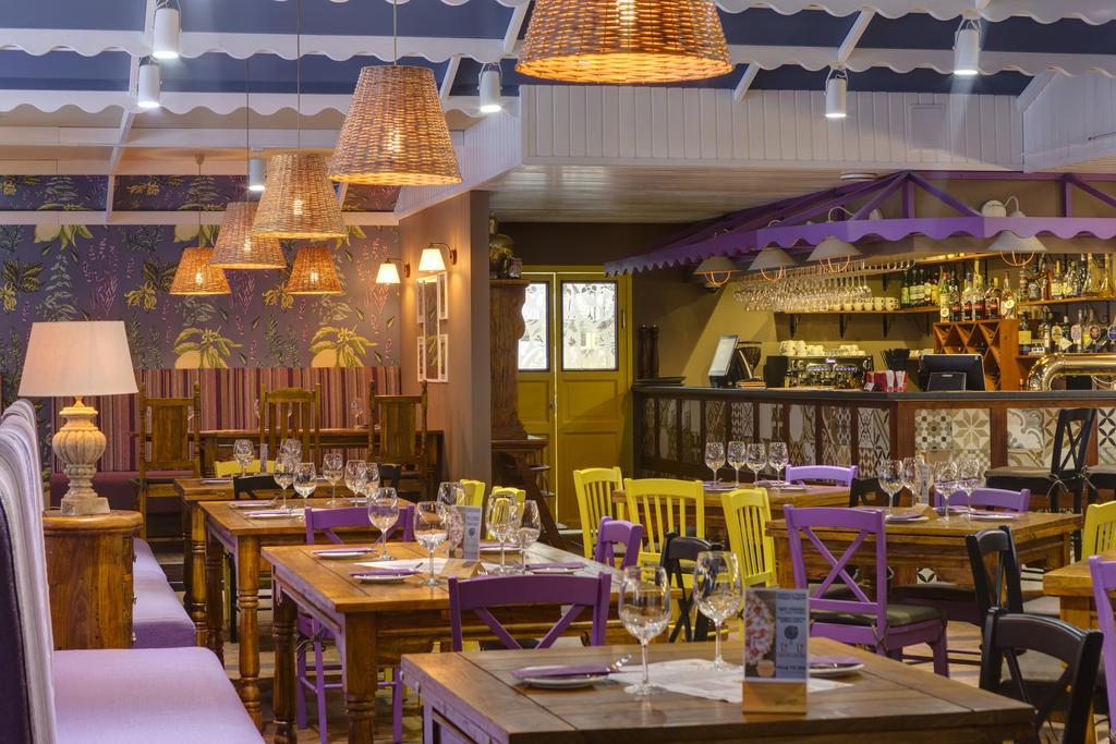 Liivarand Hotell