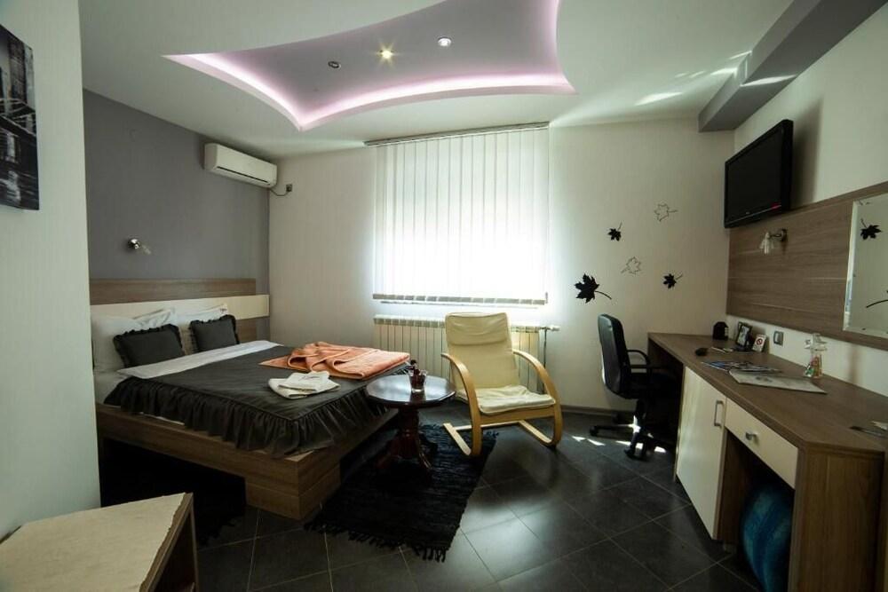 Garni Hotel Lama