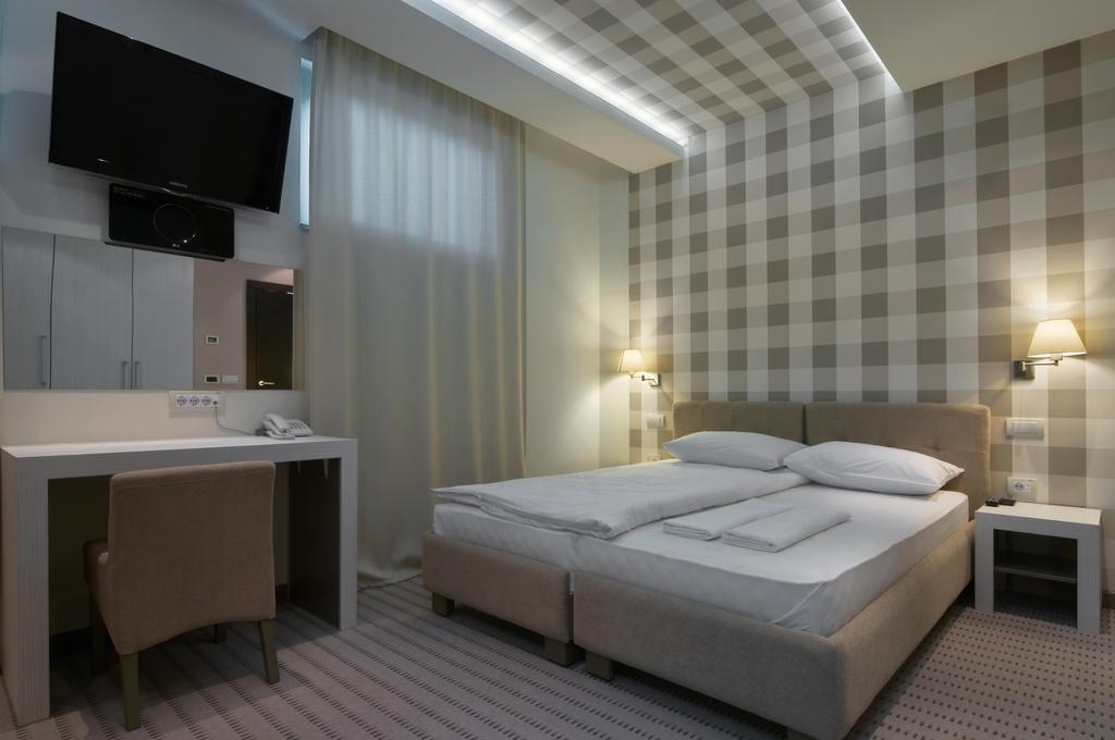 Hotel Ženeva Lux