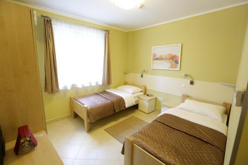 Wing Club Hotel