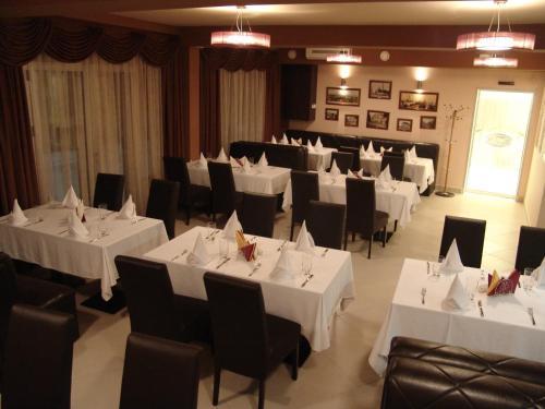 Wing Club Hotel