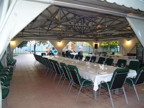 Wing Club Hotel