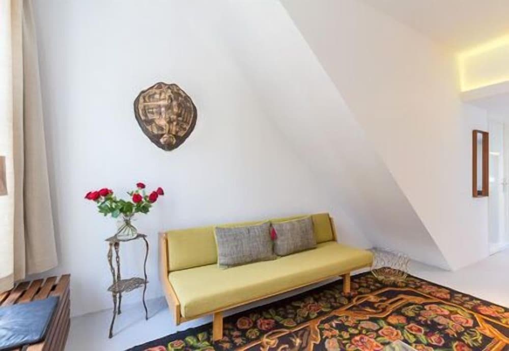 Goud En Zilver Short Stay Suites