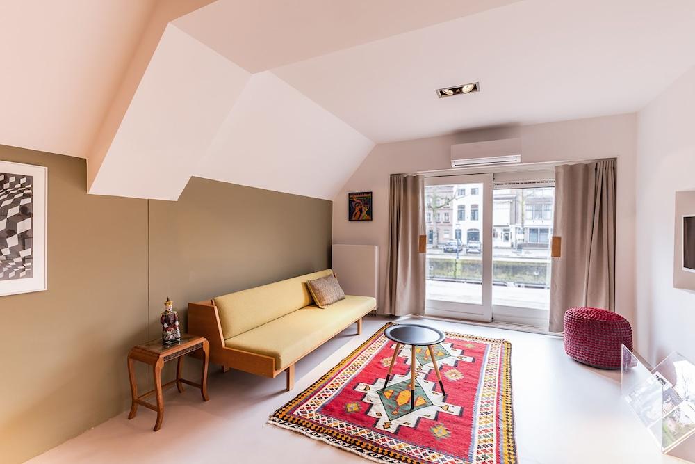 Goud En Zilver Short Stay Suites