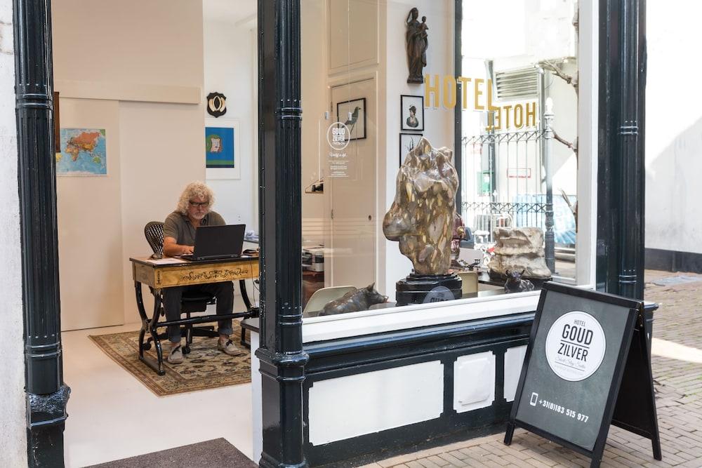 Goud En Zilver Short Stay Suites