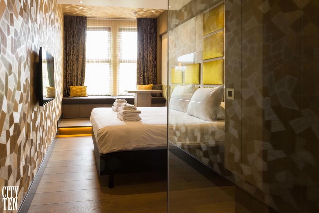 Manzo Suites