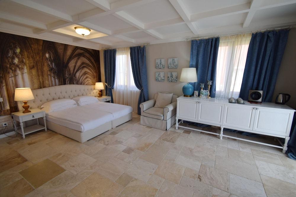 Therma Palace