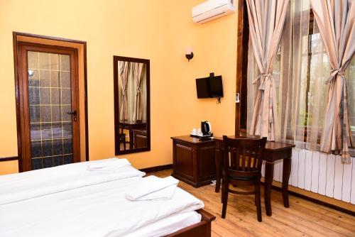 L'Opera Guest House