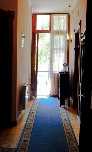 L'Opera Guest House