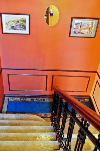 L'Opera Guest House