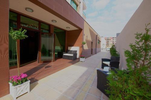 Central Plaza Hotel