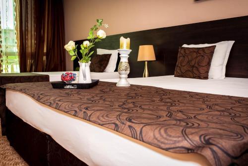 Central Plaza Hotel