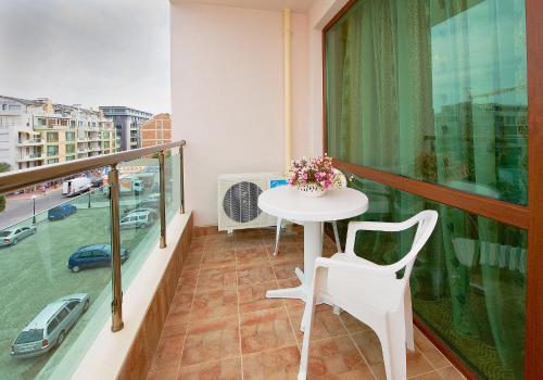 Central Plaza Hotel