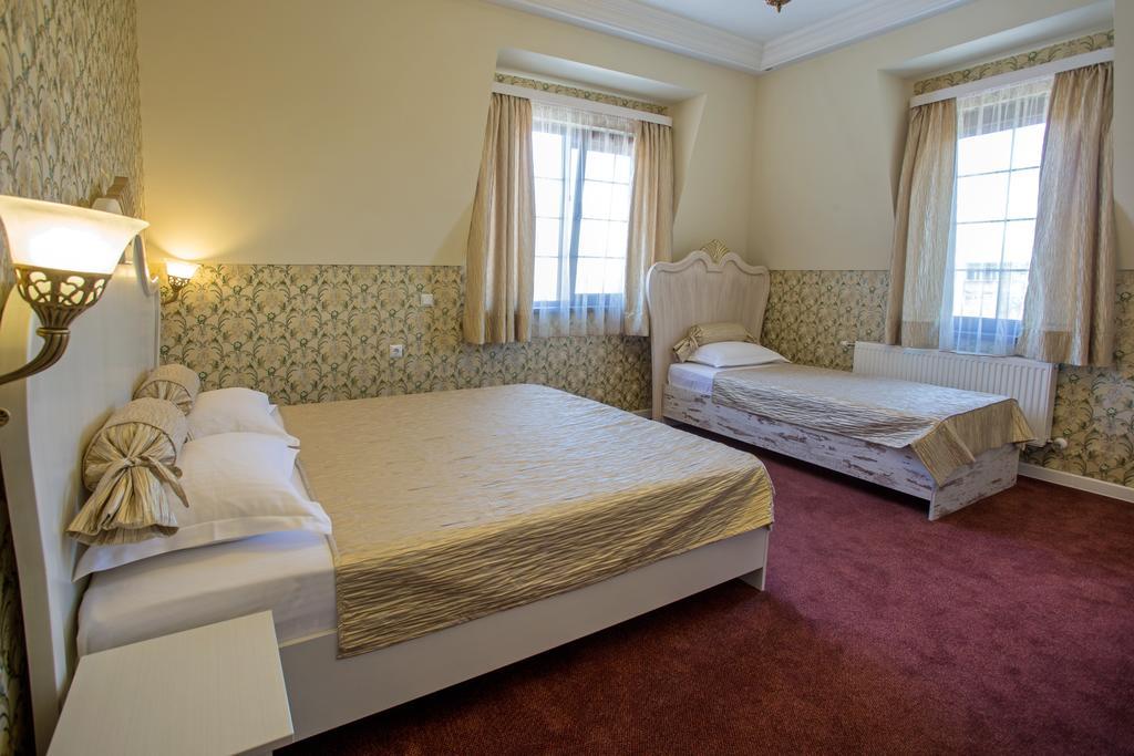 Green Palace Hotel