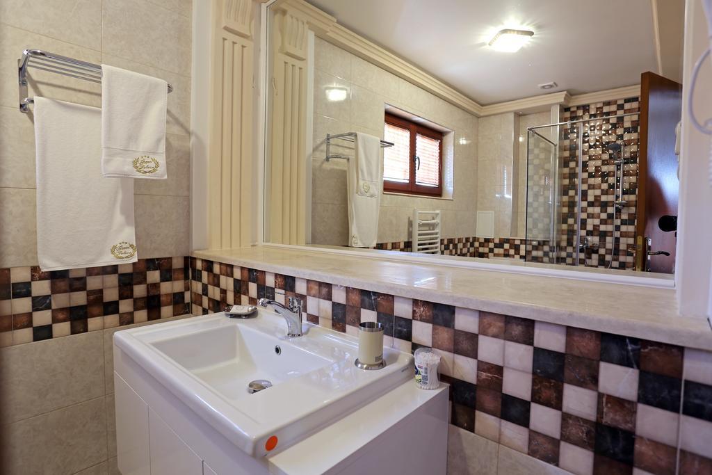 Green Palace Hotel