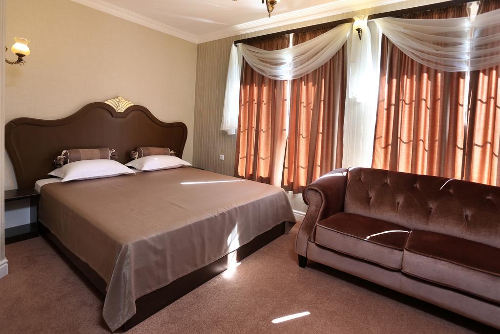 Green Palace Hotel