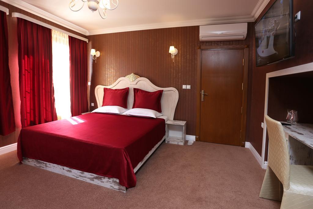 Green Palace Hotel