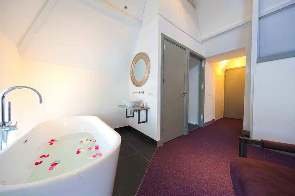 Hotel & Lounge MIJ