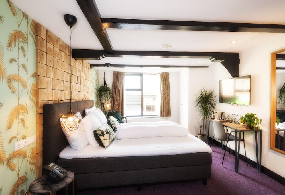 Hotel & Lounge MIJ