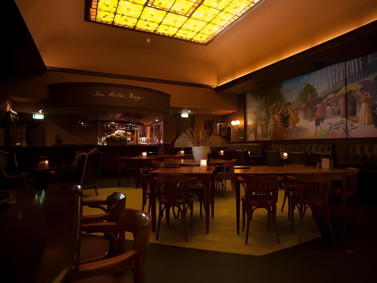 Hotel Et Le Cafe De Paris