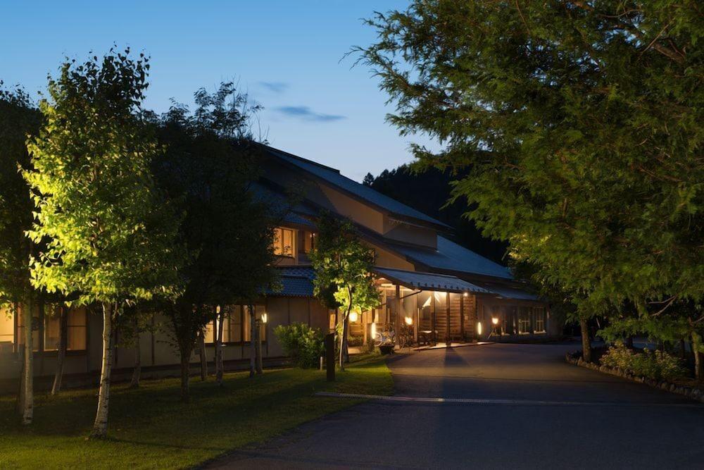 Tsutaya Tokinoyado Kazari