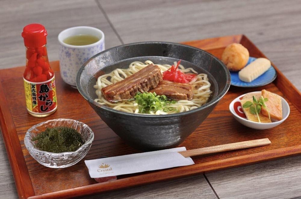 Minami Senri Crystal Hotel
