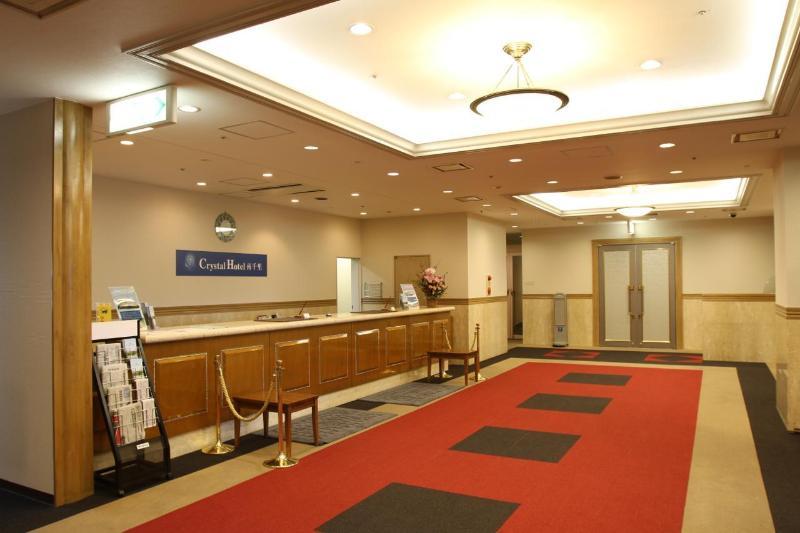 Minami Senri Crystal Hotel