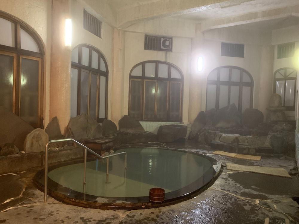 Shinshu Nozawa Onsen Tokiwaya Ryokan