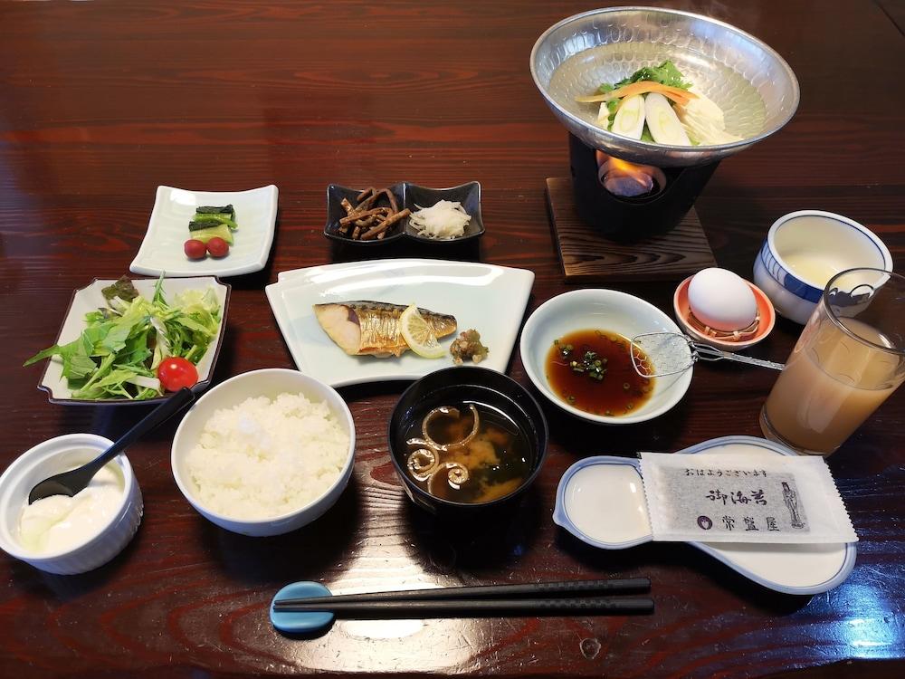 Shinshu Nozawa Onsen Tokiwaya Ryokan