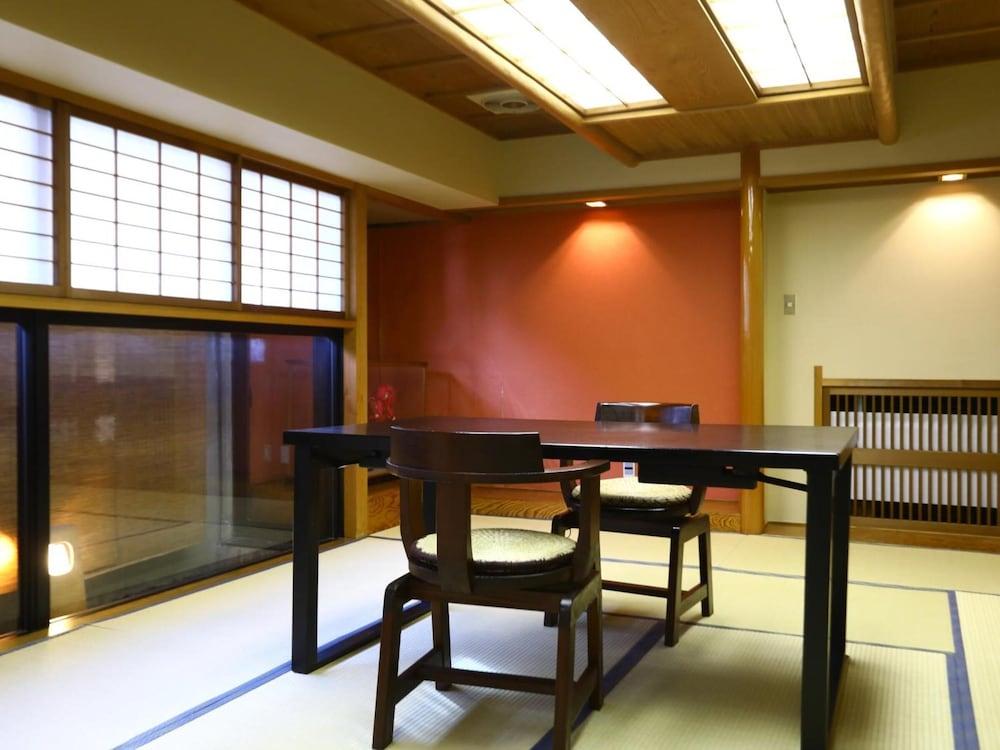 Shinshu Nozawa Onsen Tokiwaya Ryokan