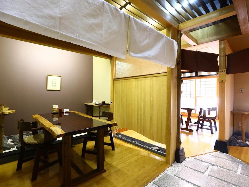 Shinshu Nozawa Onsen Tokiwaya Ryokan
