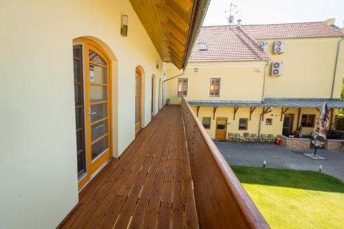 Relax Hotel Stork