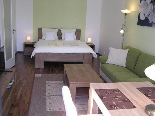 Gonda Apartments