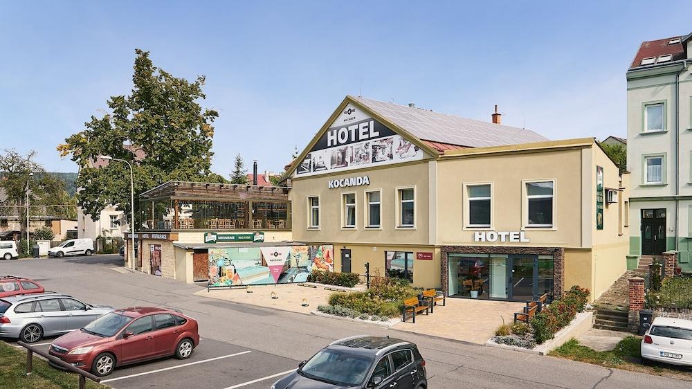 Hotel A Restaurace Kocanda