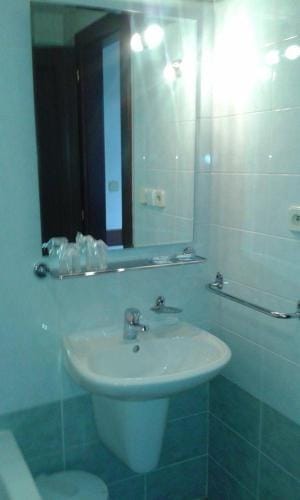 Hotel Saloon