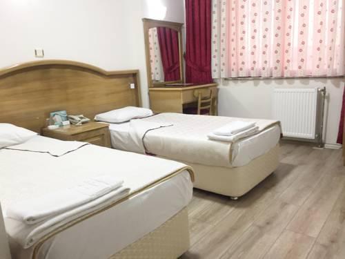 Nil Hotel