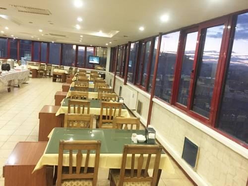 Nil Hotel