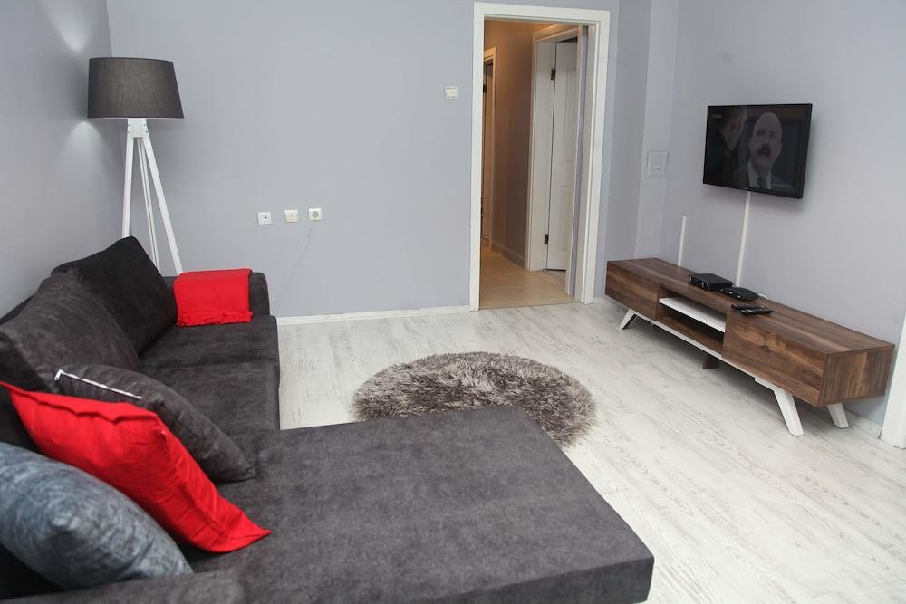 Evodak Apartment