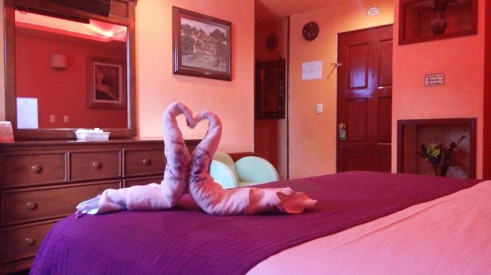 Hotel Real Azteca