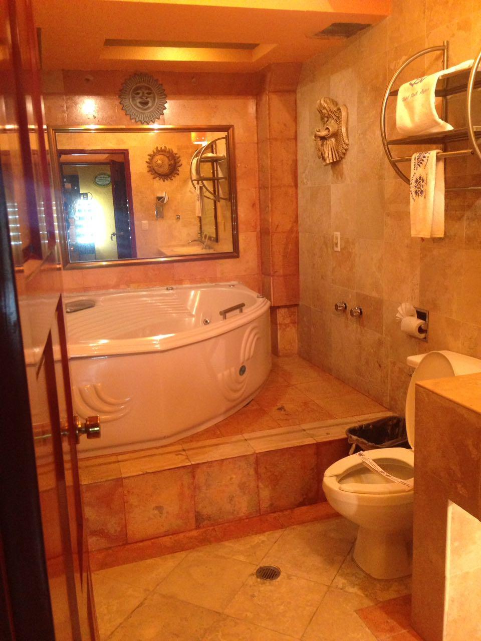 Hotel Real Azteca