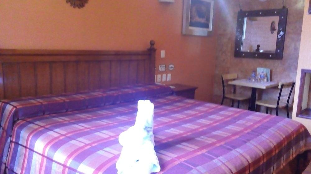 Hotel Real Azteca