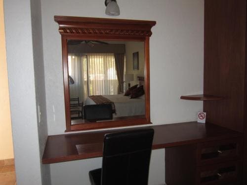 La Buena Vibra Retreat and Spa Hotel