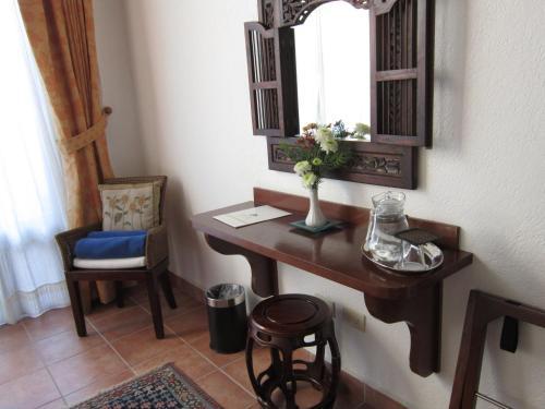 La Buena Vibra Retreat and Spa Hotel
