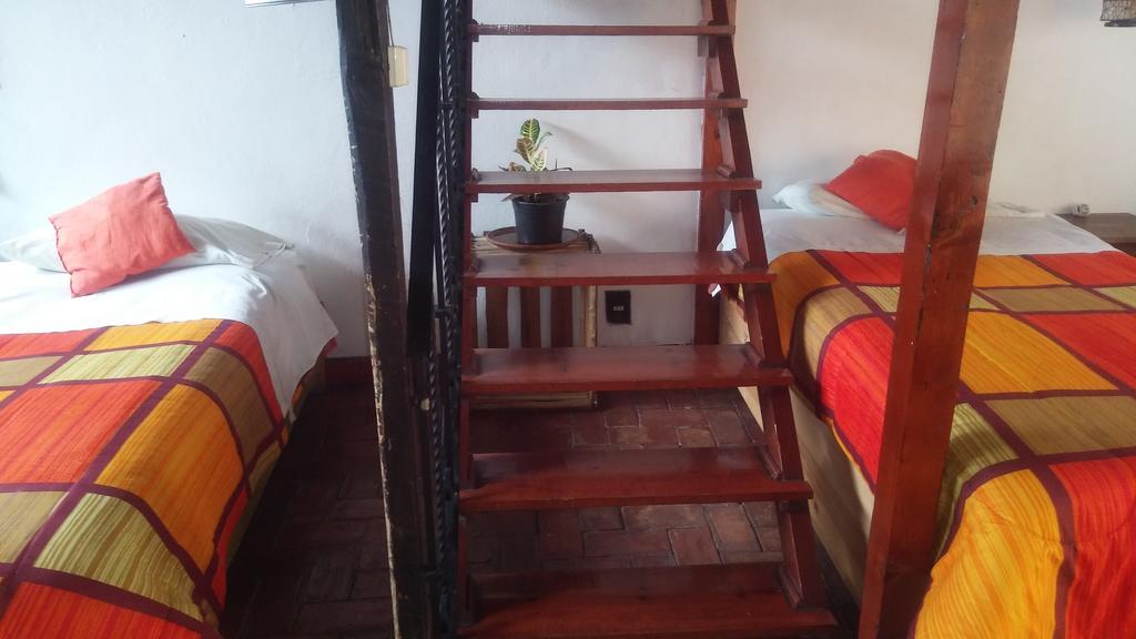 Hostel Mexico DF Airport