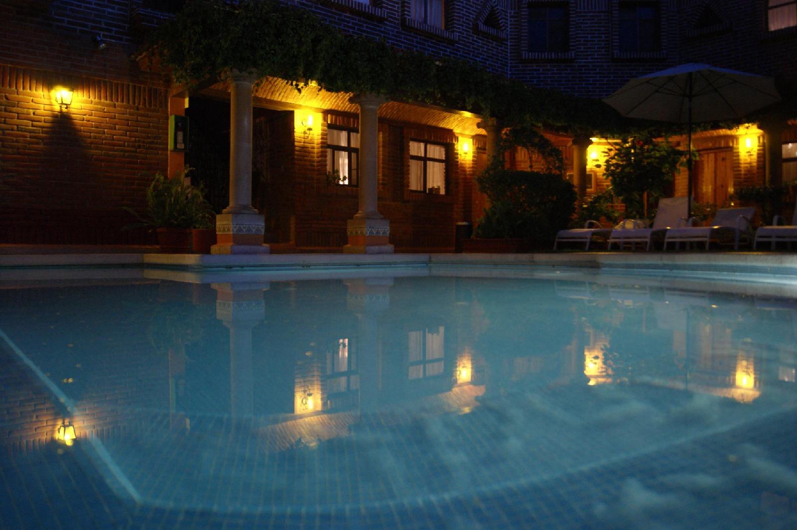 Suites Paraiso TX
