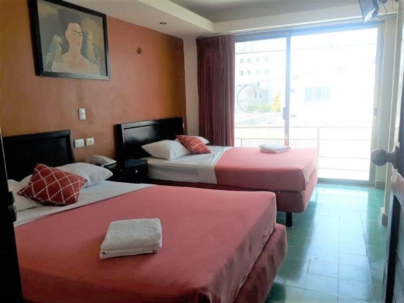 Hotel y Restaurante Yaxactun