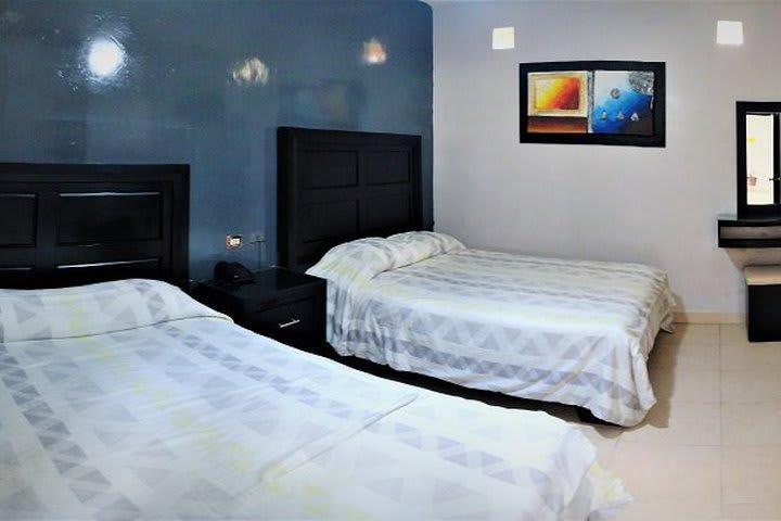 Hotel Laguna Inn