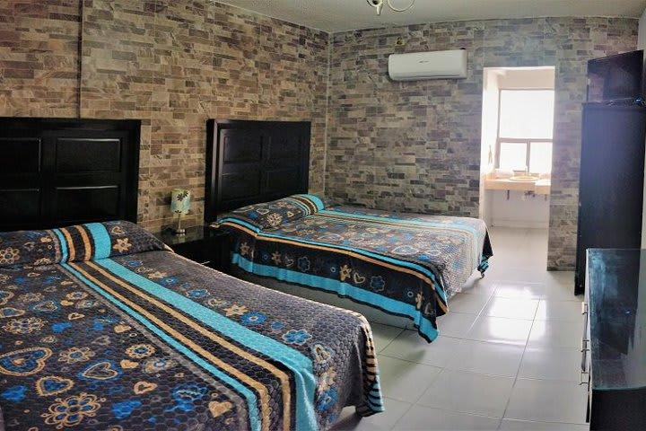 Hotel Laguna Inn