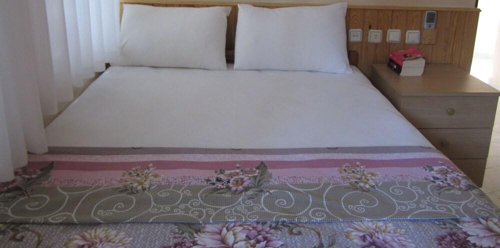 Hotel Rolli